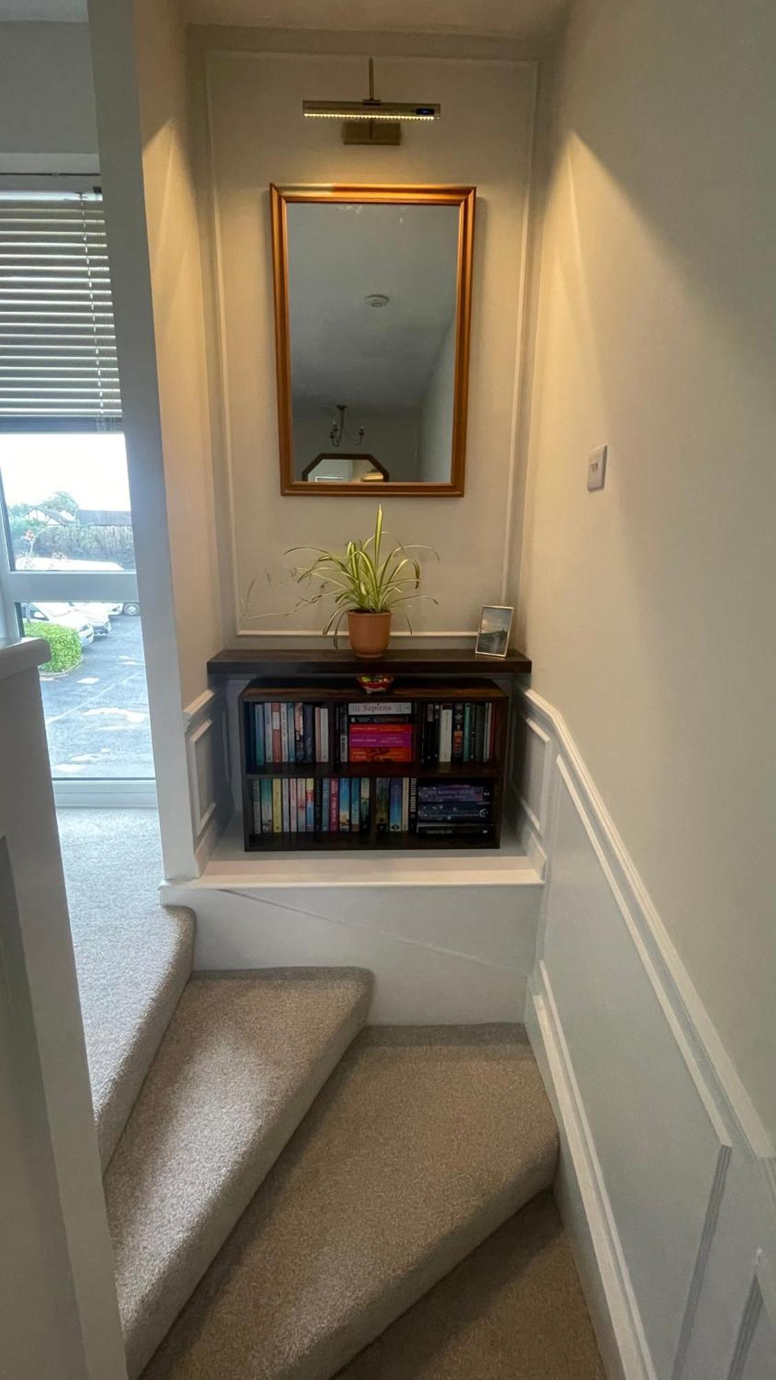 Entire Home With Private Entrance Earley Bagian luar foto